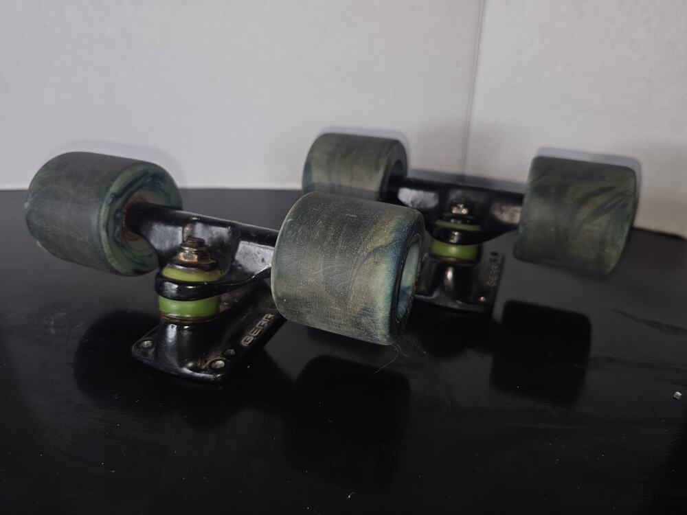 Bear Longboard Trucks With Wheels